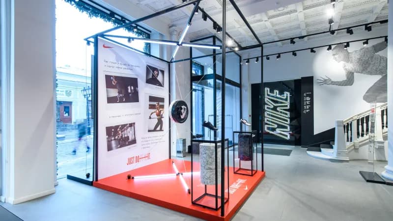Оформление Metcon4 в Nike Кузнецкий Мост 
