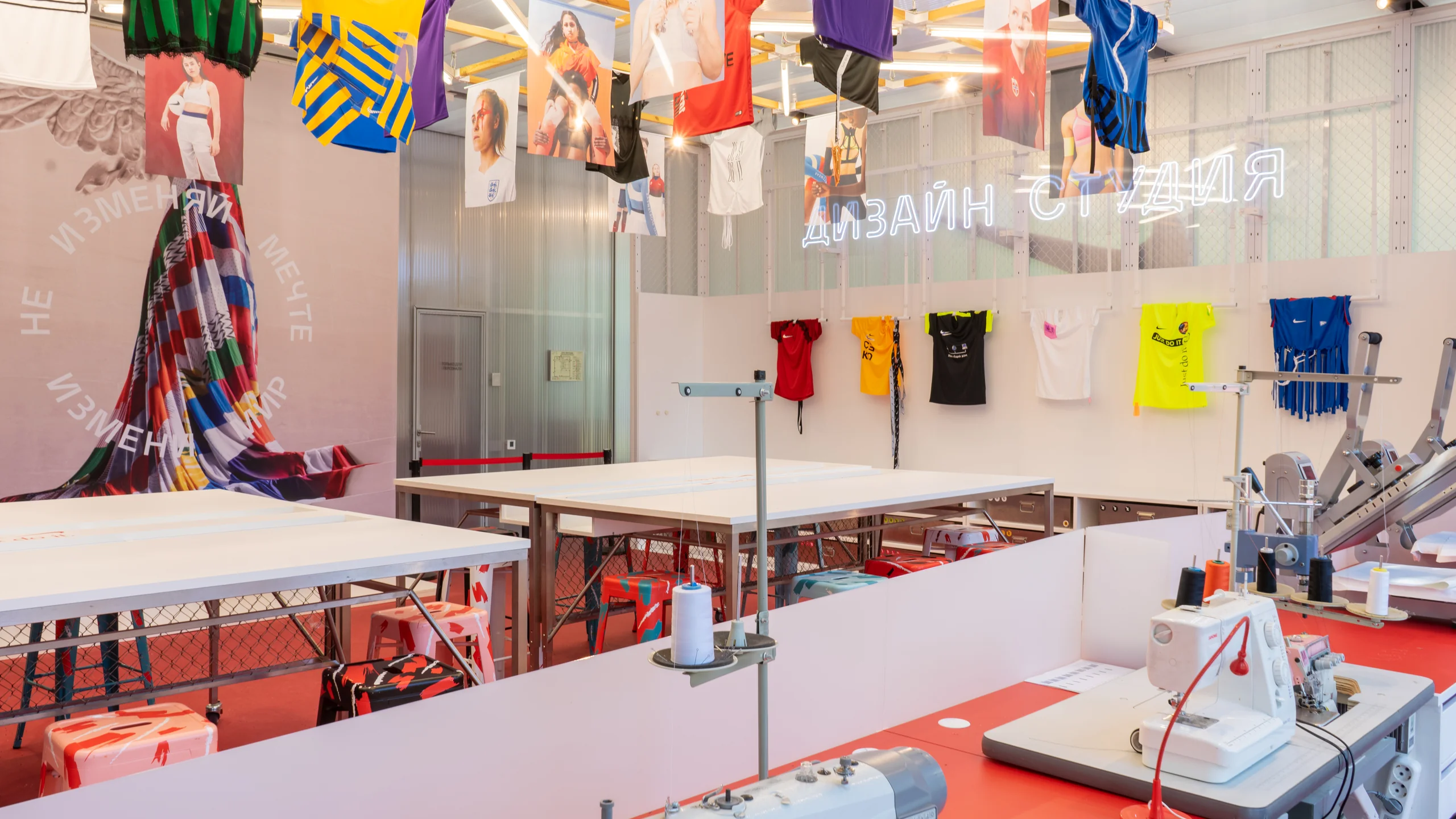 Дизайн студия к ЧМ19 в Nike Box - 3